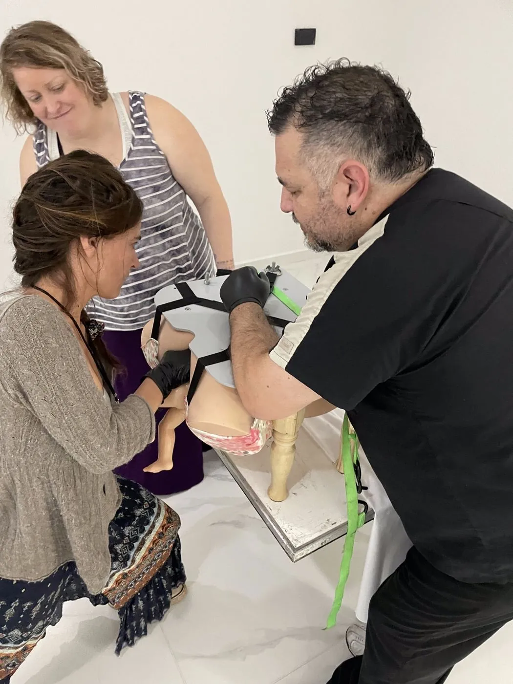 Práctica de maniobras con simulador de parto